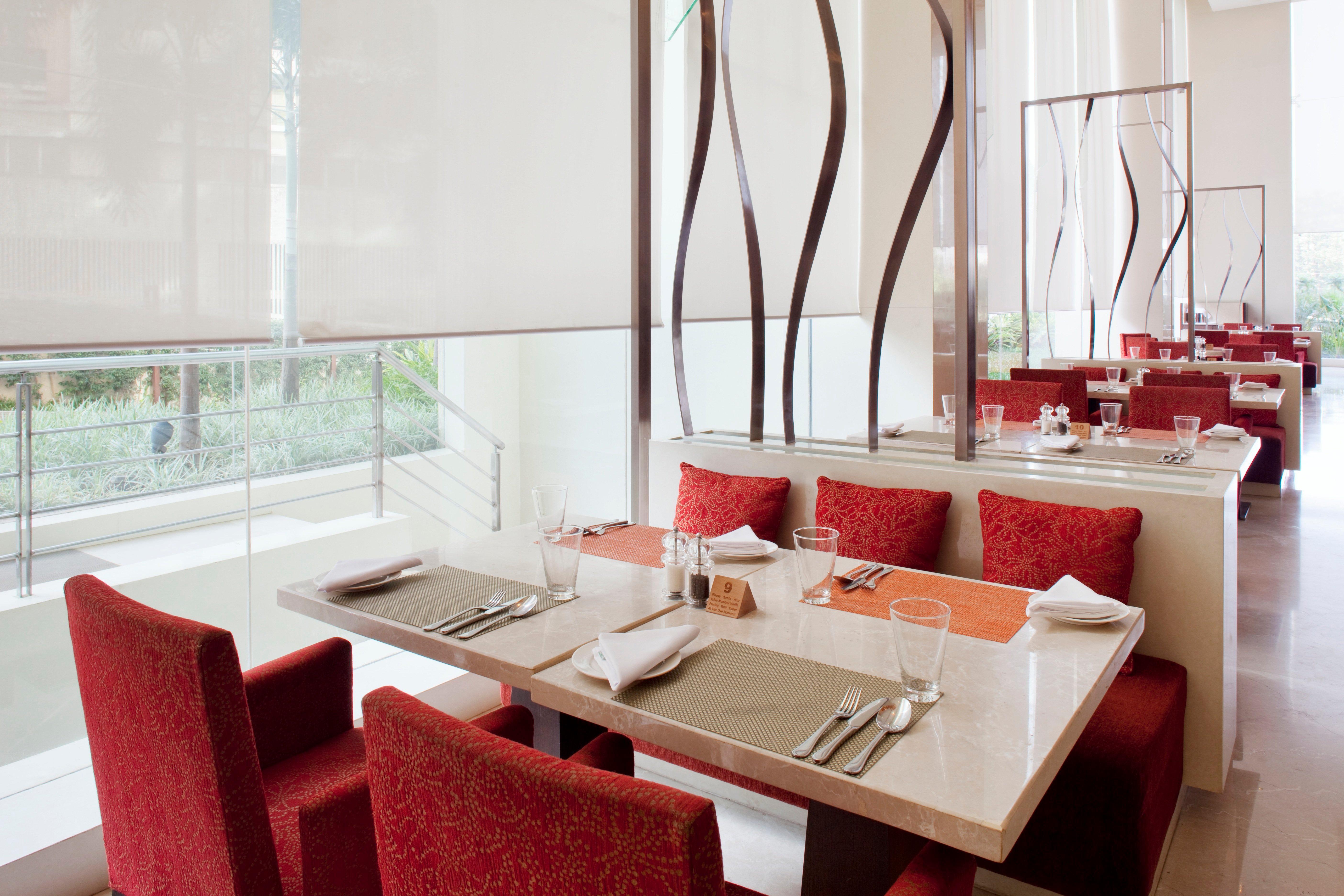 ฮอลิเดย์ อินน์ สนามบินนานาชาติมุมไบ สิ่งอำนวยความสะดวก รูปภาพ The restaurant