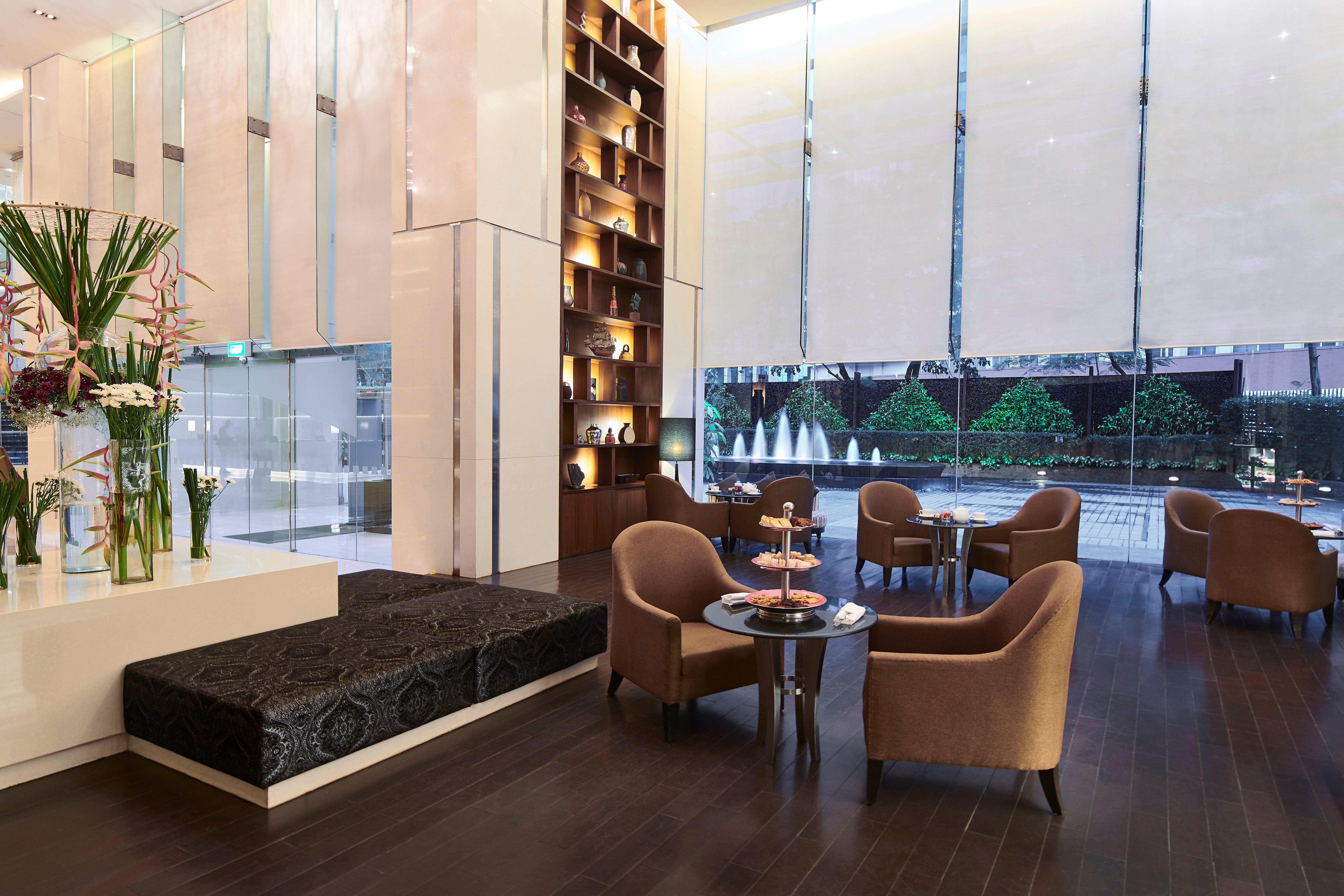 ฮอลิเดย์ อินน์ สนามบินนานาชาติมุมไบ ภายใน รูปภาพ The lobby of the hotel