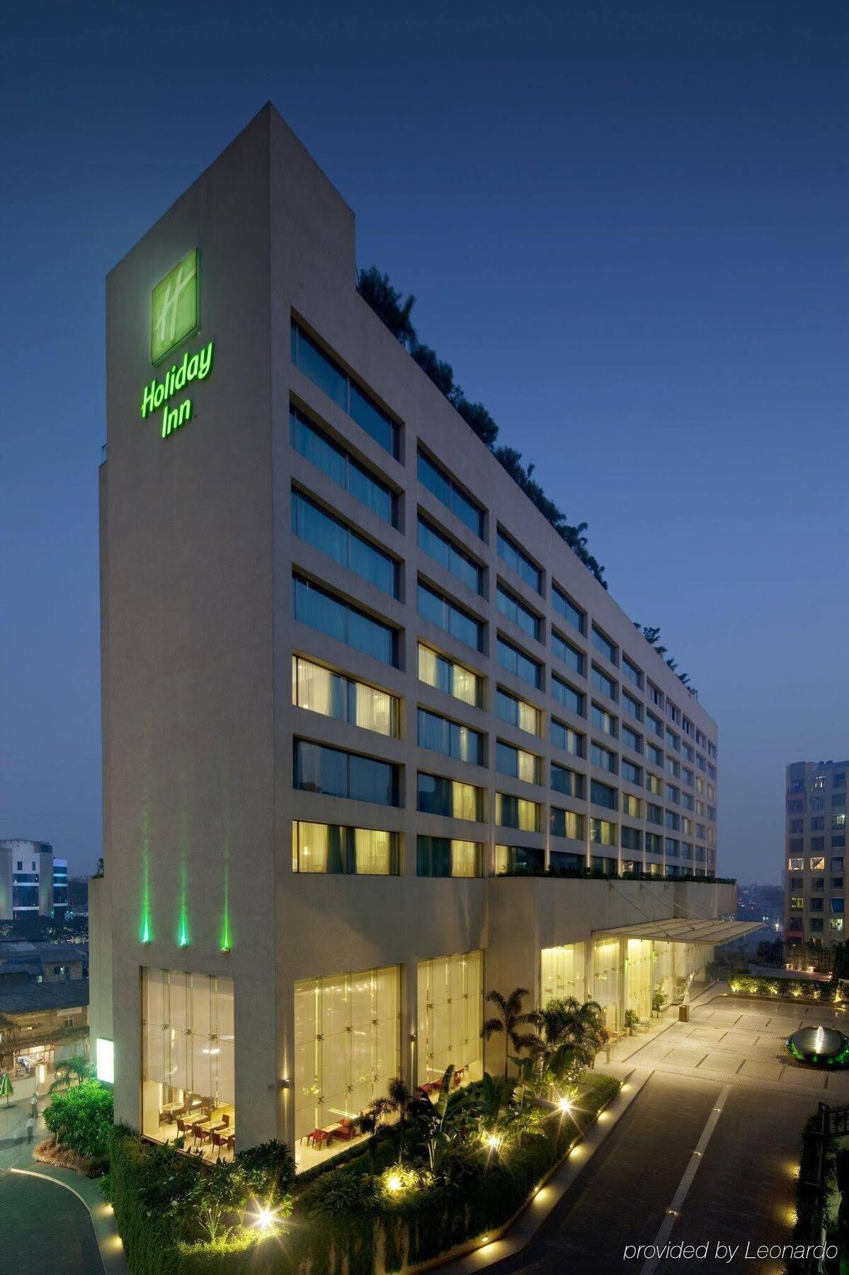 ฮอลิเดย์ อินน์ สนามบินนานาชาติมุมไบ ภายนอก รูปภาพ Holiday Inn, New Delhi